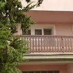 Granny's Ubytovanie v rodine Svaty Jur