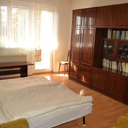 Granny's * Svätý Jur