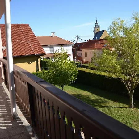 Granny's Pansiyon Svätý Jur